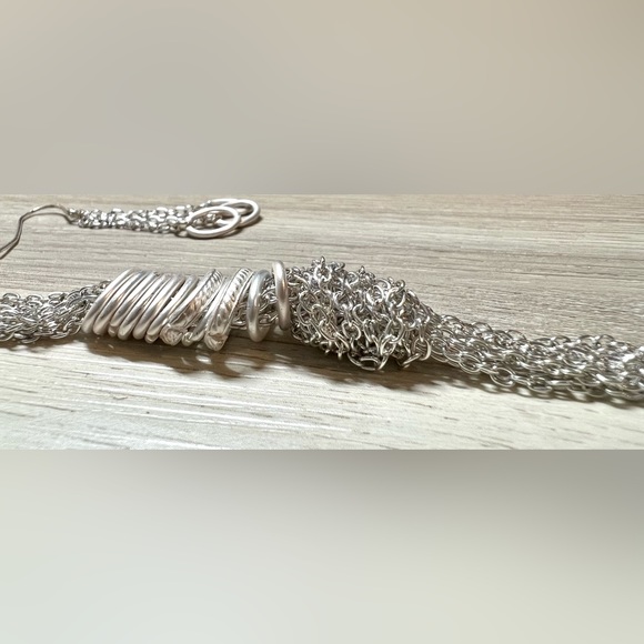 Silver Multi-Strand Necklace,  Freely Moving Rings, Matching Dangle Earrings - Picture 4 of 4